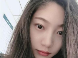 江苏刚结婚的少妇偷情视频被老公曝光 顶级颜值 超绝肥臀被P友站起来蹬！