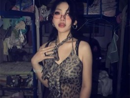 河北某大学大一学妹私拍流出！情趣内衣勾勒火辣身材 大胆展示身材