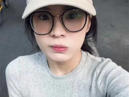 富二代约P大神 只约高质量女大学生 清纯甜妹被成功拿下 各种姿势肆意玩弄