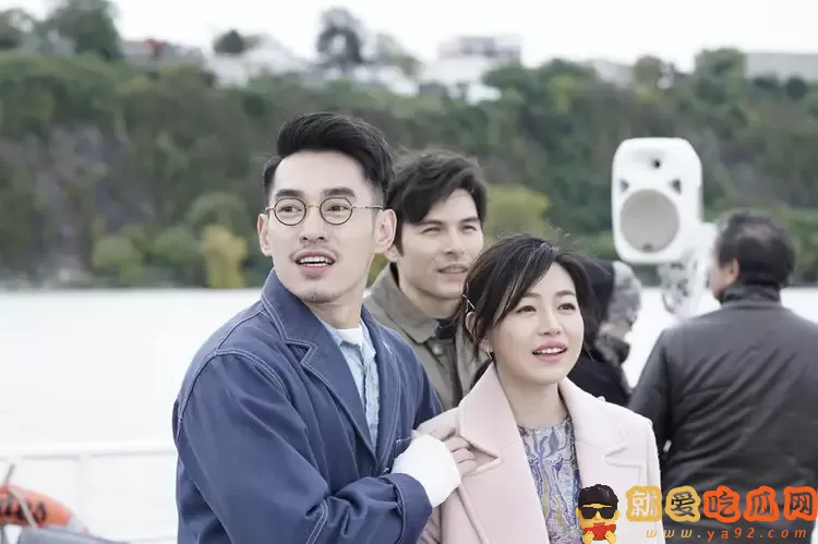 陈妍希被男闺蜜喊老婆 还发文庆祝共度特别一夜-吃瓜网