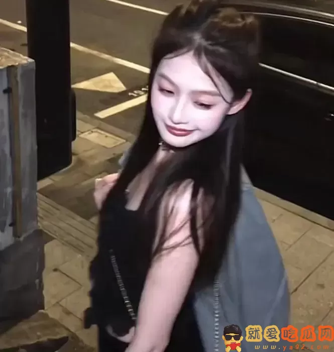 王思聪带女友现身成人店,偷偷点赞前女友美照,新欢旧爱暗中较劲-吃瓜网