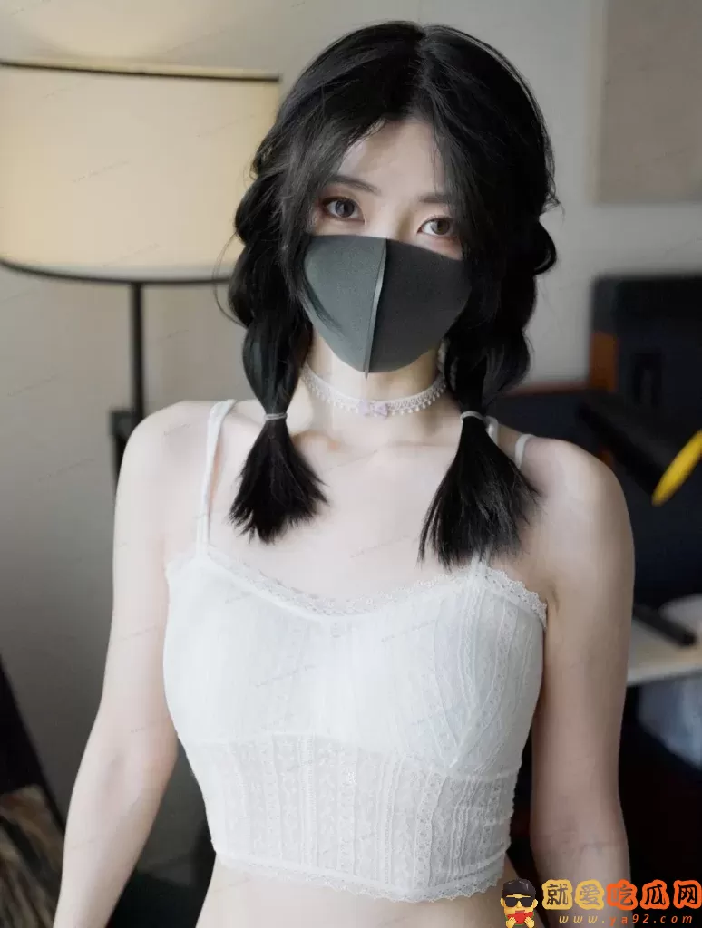 玩偶姐姐承认此前泄露证件照是本人-吃瓜网