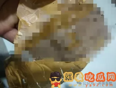 印度超美空姐直肠塞1公斤黄金,运一次赚几千美元?网友:菊中黄金屋!-吃瓜网