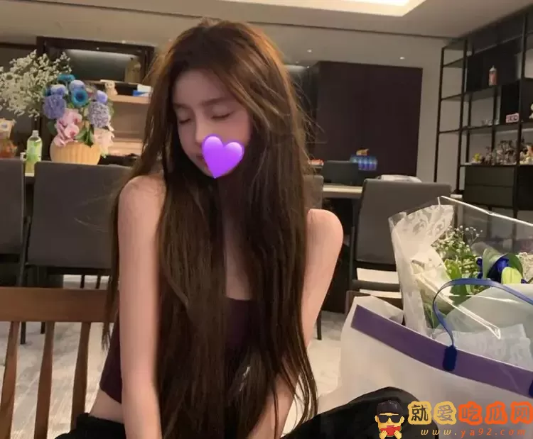 王思聪带女友现身成人店,偷偷点赞前女友美照,新欢旧爱暗中较劲-吃瓜网