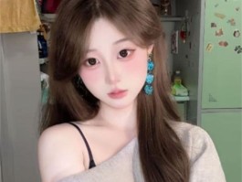 天水女大学生私密视频流出 露脸口舌技一流 清纯外表下藏着极品反差