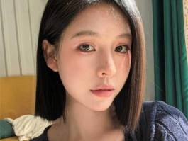 职业学院美女新生 被主人掌掴无套输出 露脸劈腿暴露欲女属性